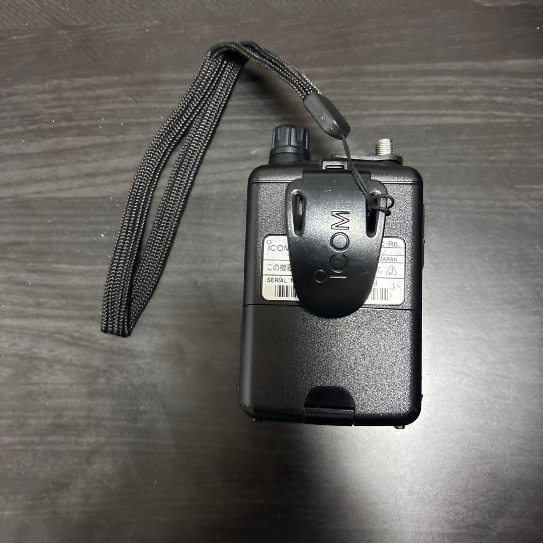 ICOM IC-R6 受信機 本体と付属品