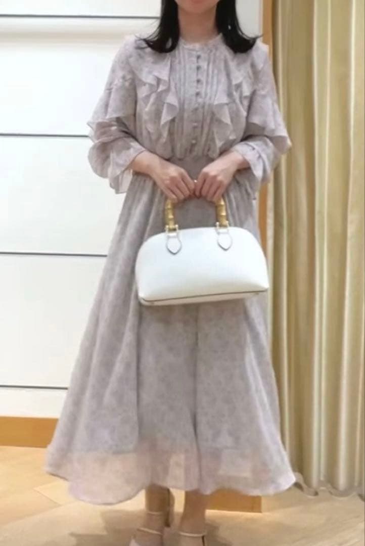 未使用　2025SSストロベリーフィールズ小花柄フリルワンピース