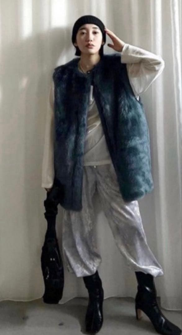 トップス Ameri UND REVERSIBLE MOTTLED FUR VEST