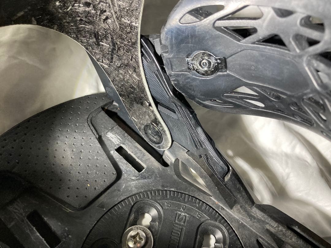 値下！カーボンハイバック高反応！SALOMON クォンタムバインディングMサイズ