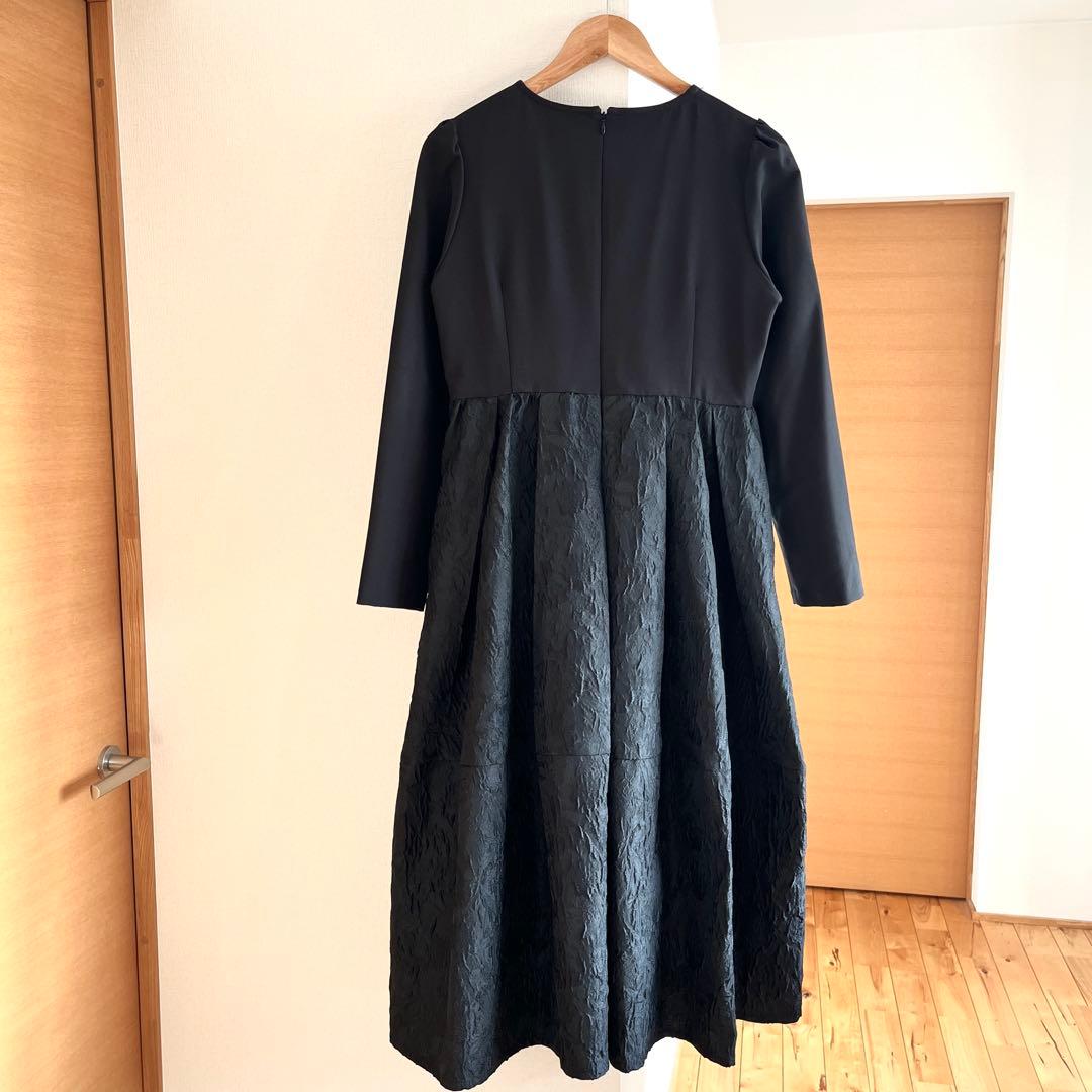 【LLサイズ】✿ブローチ付き✿ふくれジャカードドッキングワンピース　ブラック　黒