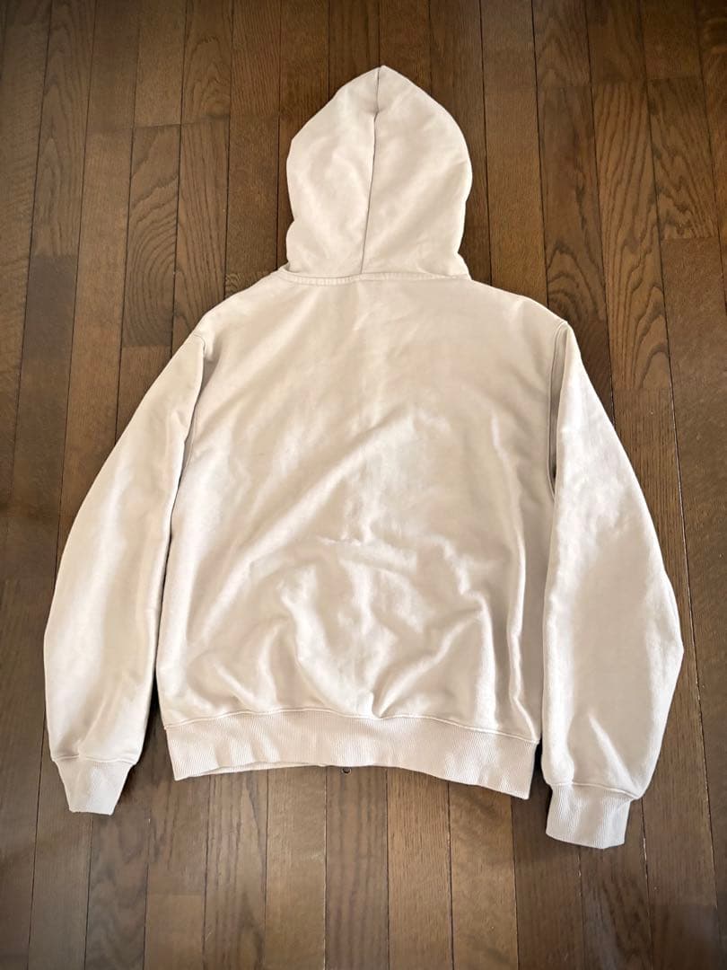MUSINSA PHIYPS スタッズアプリケーションパーカー グレージュ