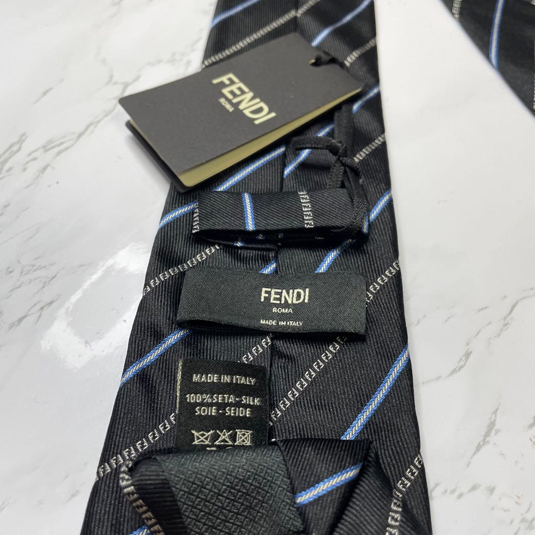 ✨新品未使用✨FENDI ネクタイ タグ付 ズッカ柄 レジメンタル 刺繍 定番