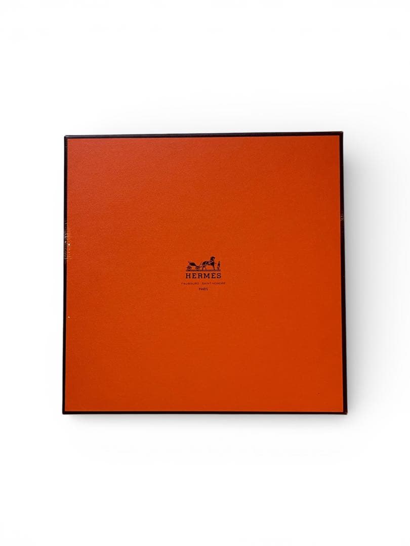 HERMÈS シルクスカーフ