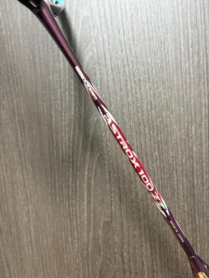 ASTROX100ZZ 4UG5 クレナイ 廃盤カラー
