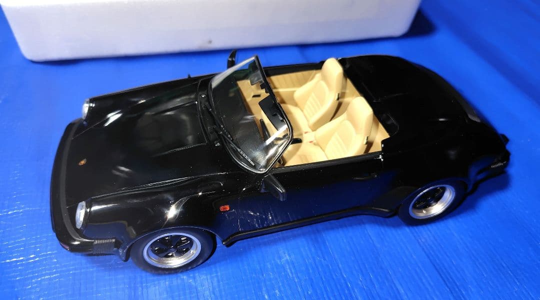 KKスケール　1/18 ポルシェ 911 スピードスター 1989 ダイキャスト