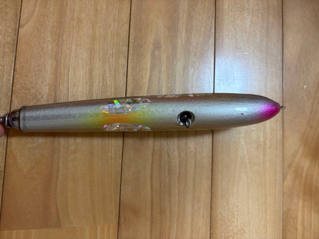 貝田ルアー　Twister F2