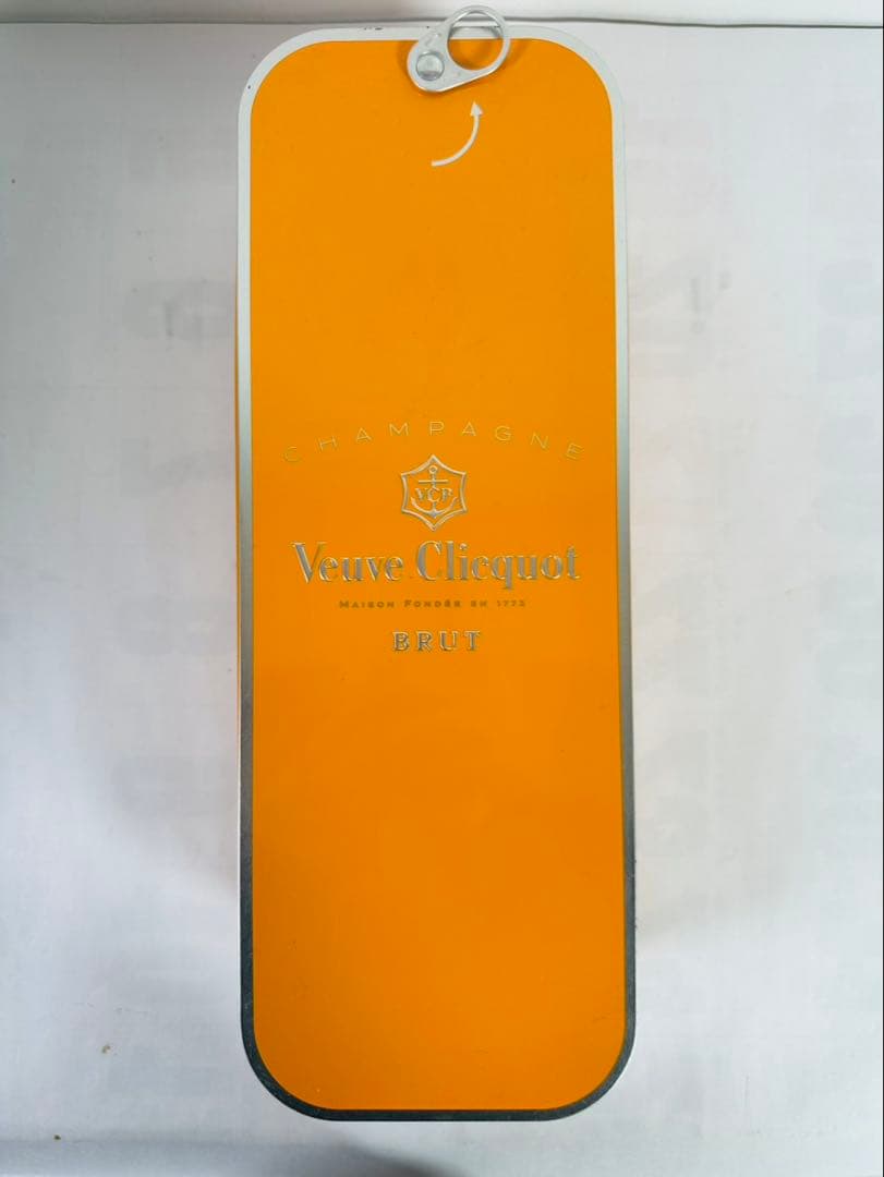 【保管品】 ヴーヴクリコ　 イエローラベル　 Veuve Clicquot