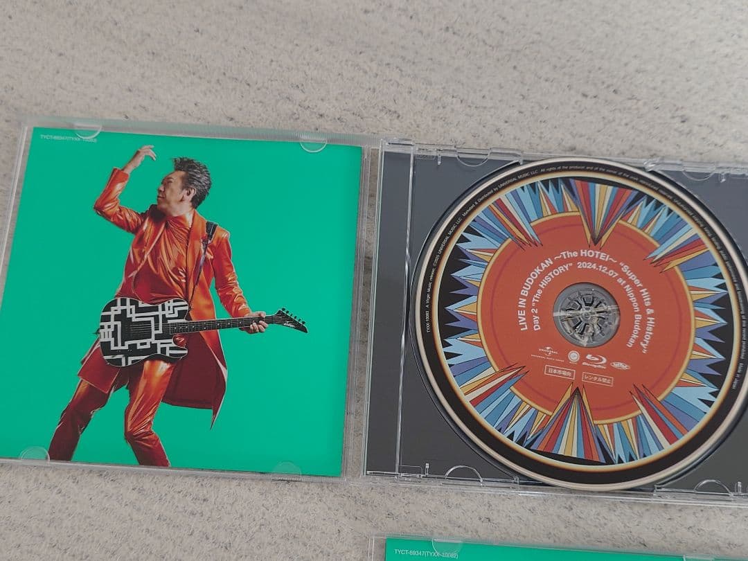 布袋寅泰　ギタリズムⅧ　GUITARHYTHM VIII　CD+2Blu-ray