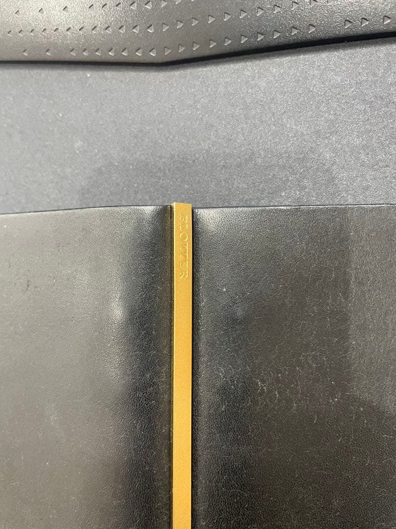 PLOTTER(プロッター) 6穴リングレザーバインダー　バイブルサイズ　黒