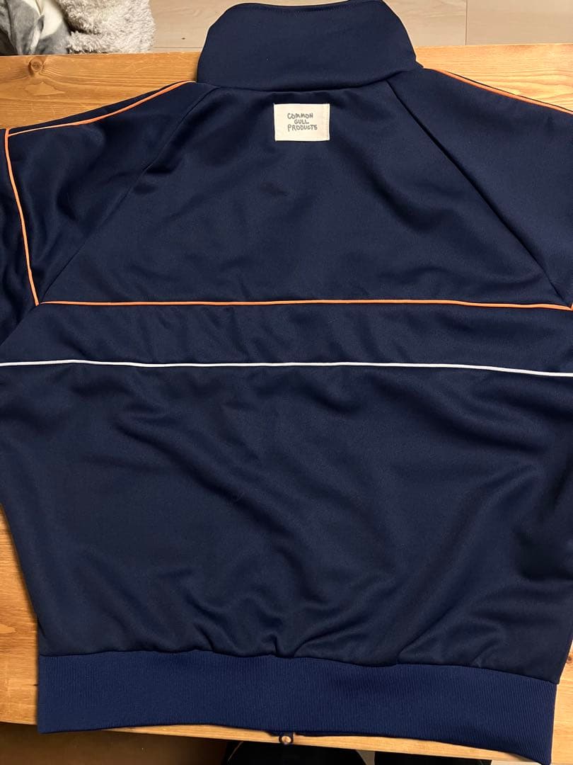 common gull products. 休日のトラックジャケット　ネイビー
