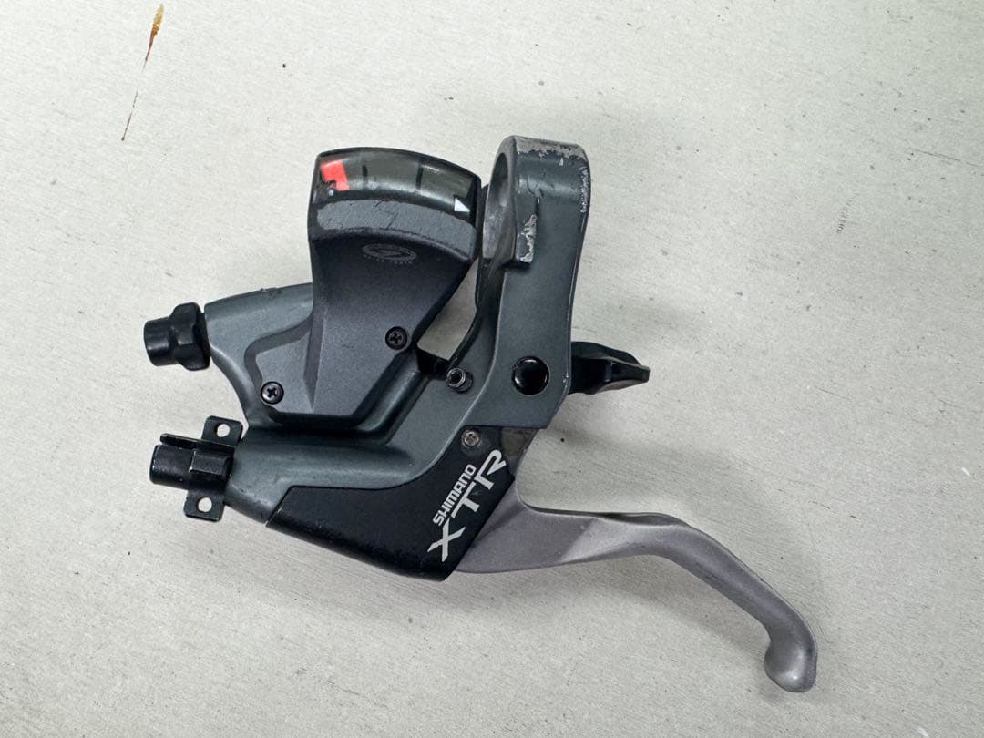 SHIMANO ST-M952 XTR 3×9速