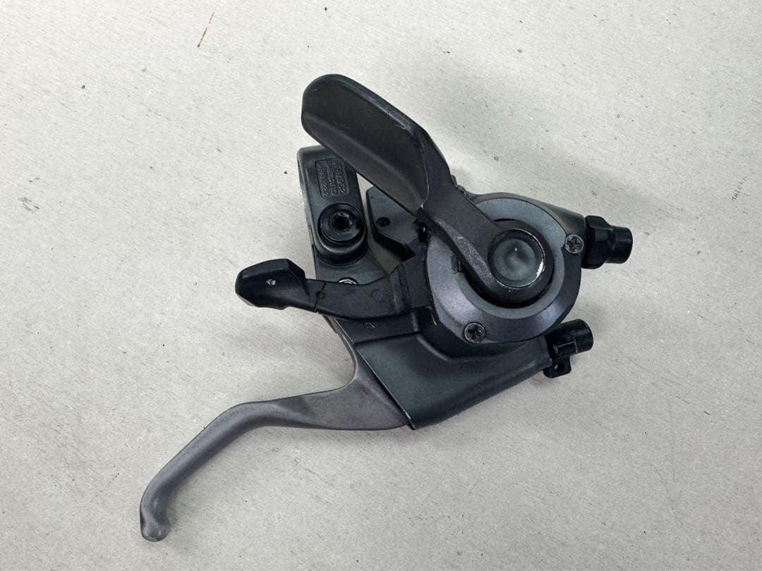 SHIMANO ST-M952 XTR 3×9速