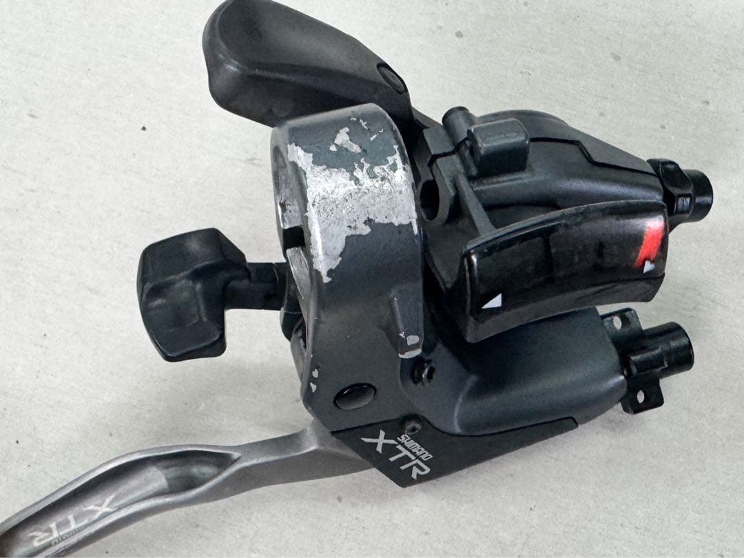 SHIMANO ST-M952 XTR 3×9速
