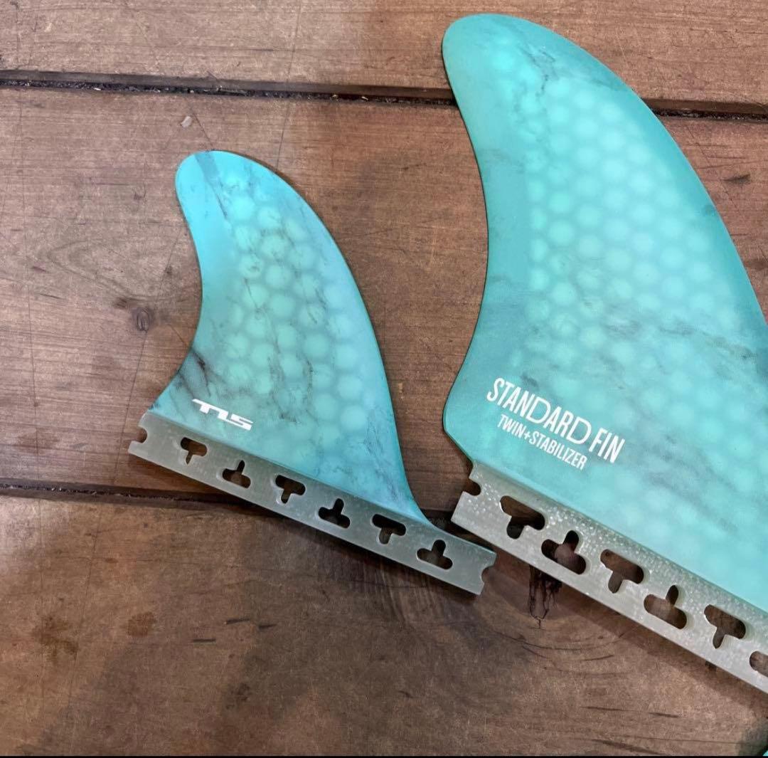 TOOLS フィン　新品　箱なし　ツインスタビ
