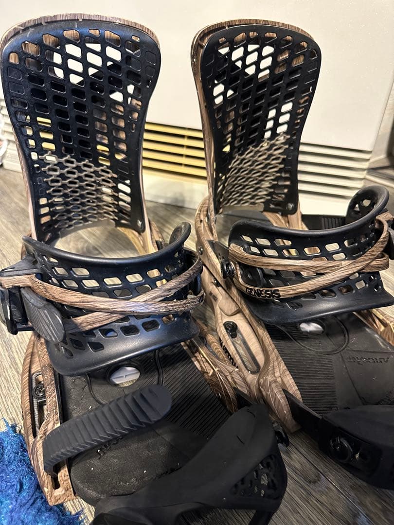 BURTON GENESIS EST バートン ジェネシス バインディング