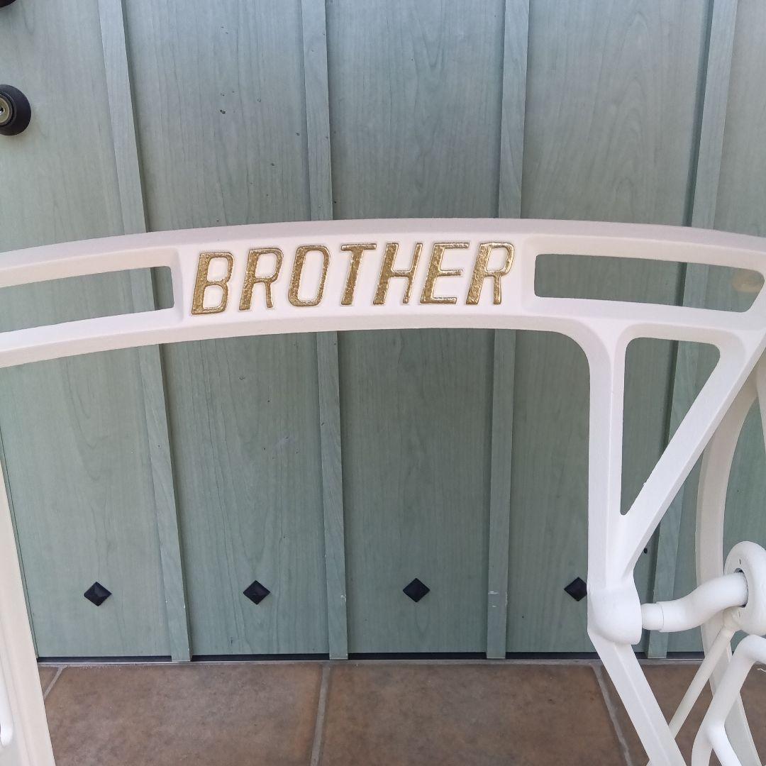 アンティークミシンテーブル　BROTHER