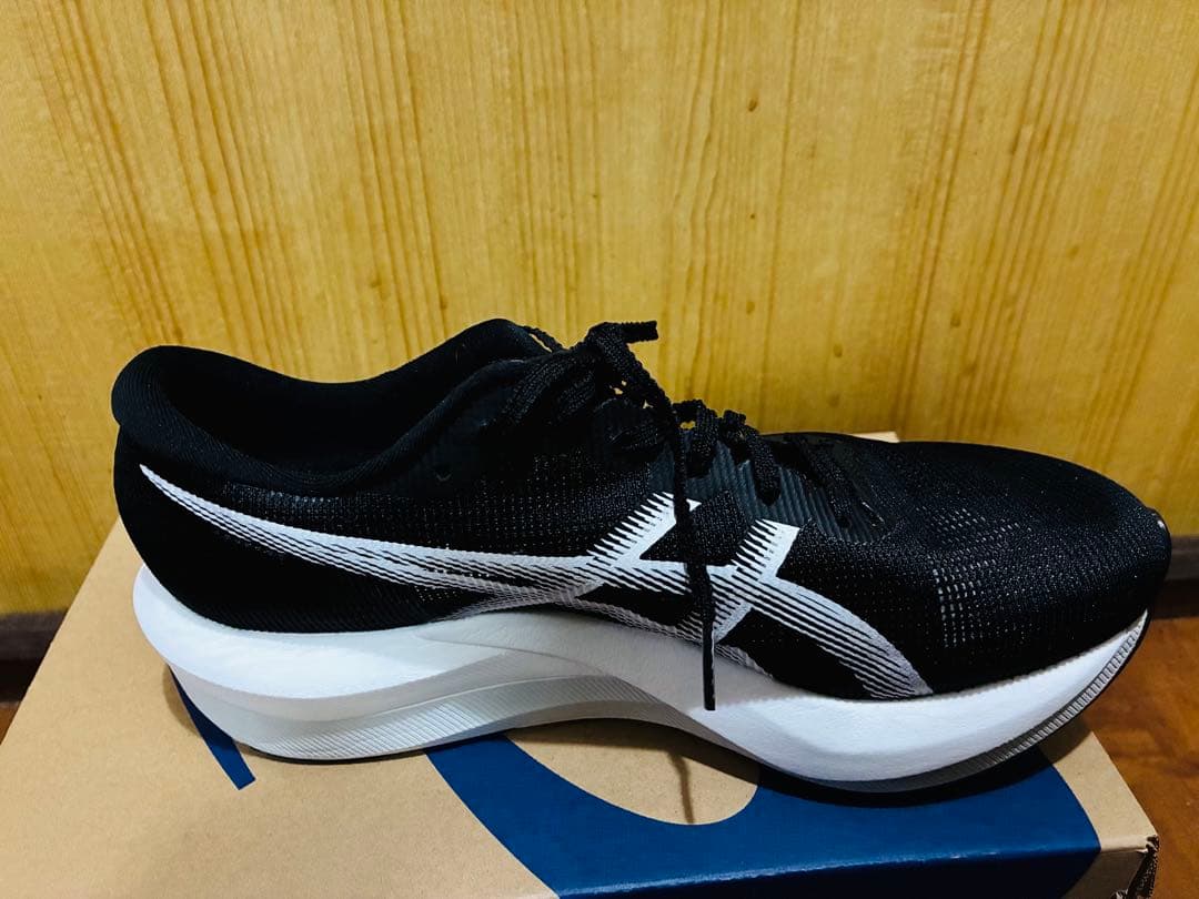 asics マジックスピード5 ワイド 27.0cm 美品 送料無料 メルカリ便