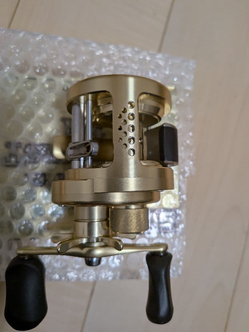 【美品】SHIMANO CALCUTTA CONQUEST 101