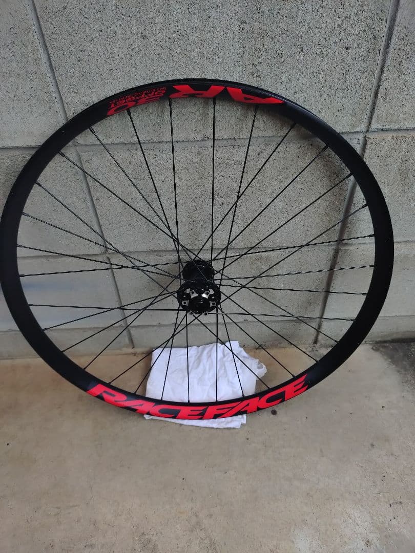 RaceFace MTB 27.5 完組ホイールセット