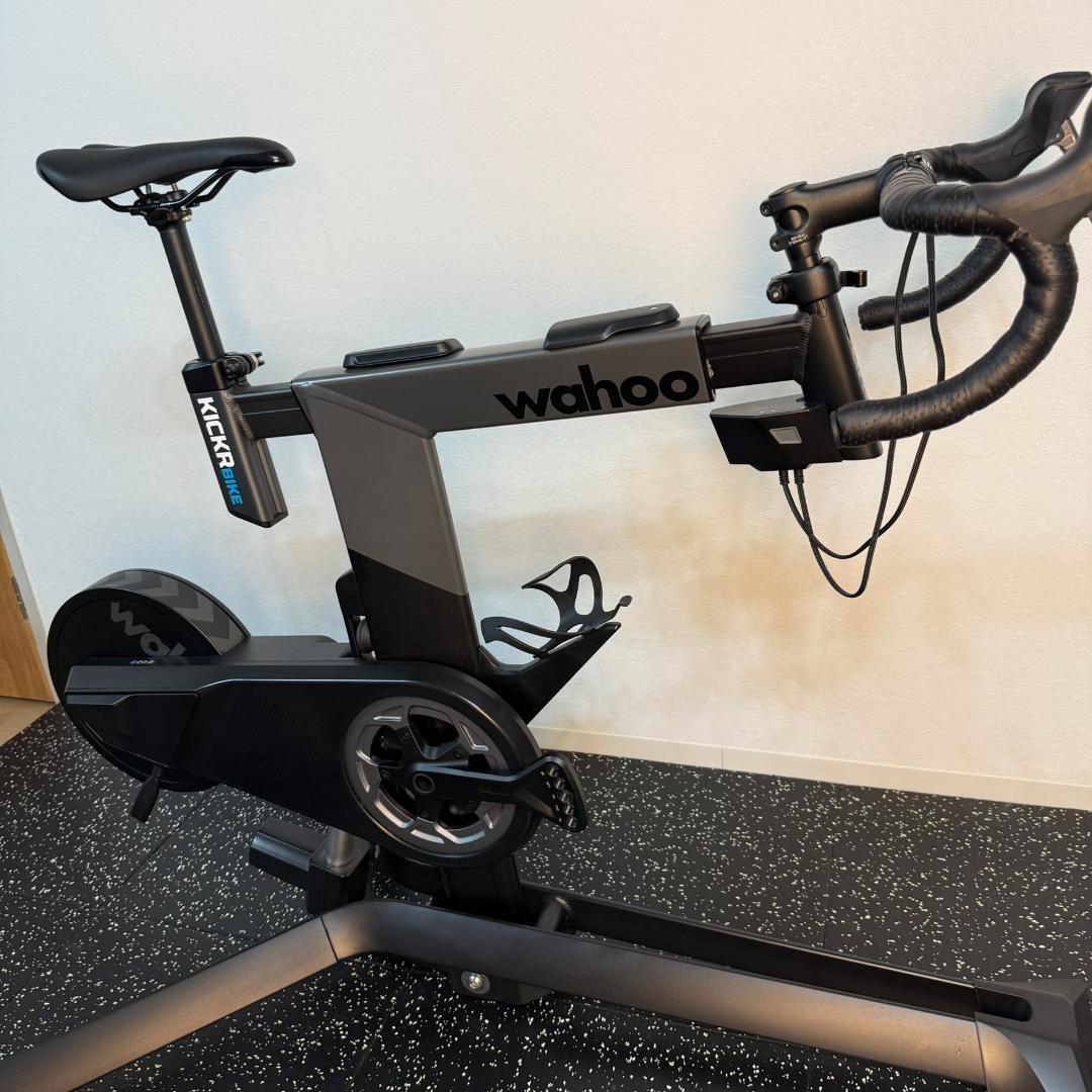 【極美品】Wahoo KICKR BIKE 第2世代 Wi-Fi対応 付属品完備