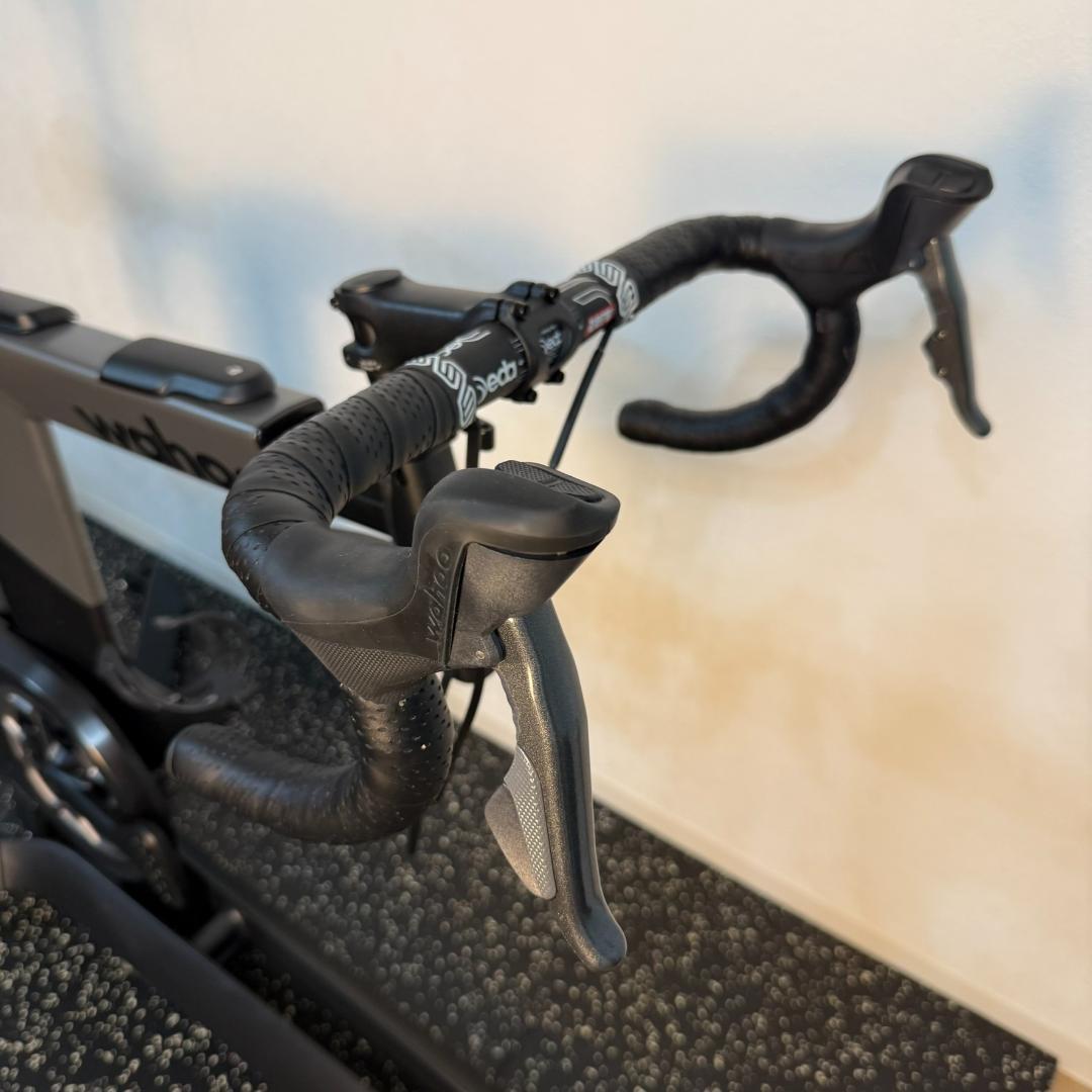 【極美品】Wahoo KICKR BIKE 第2世代 Wi-Fi対応 付属品完備
