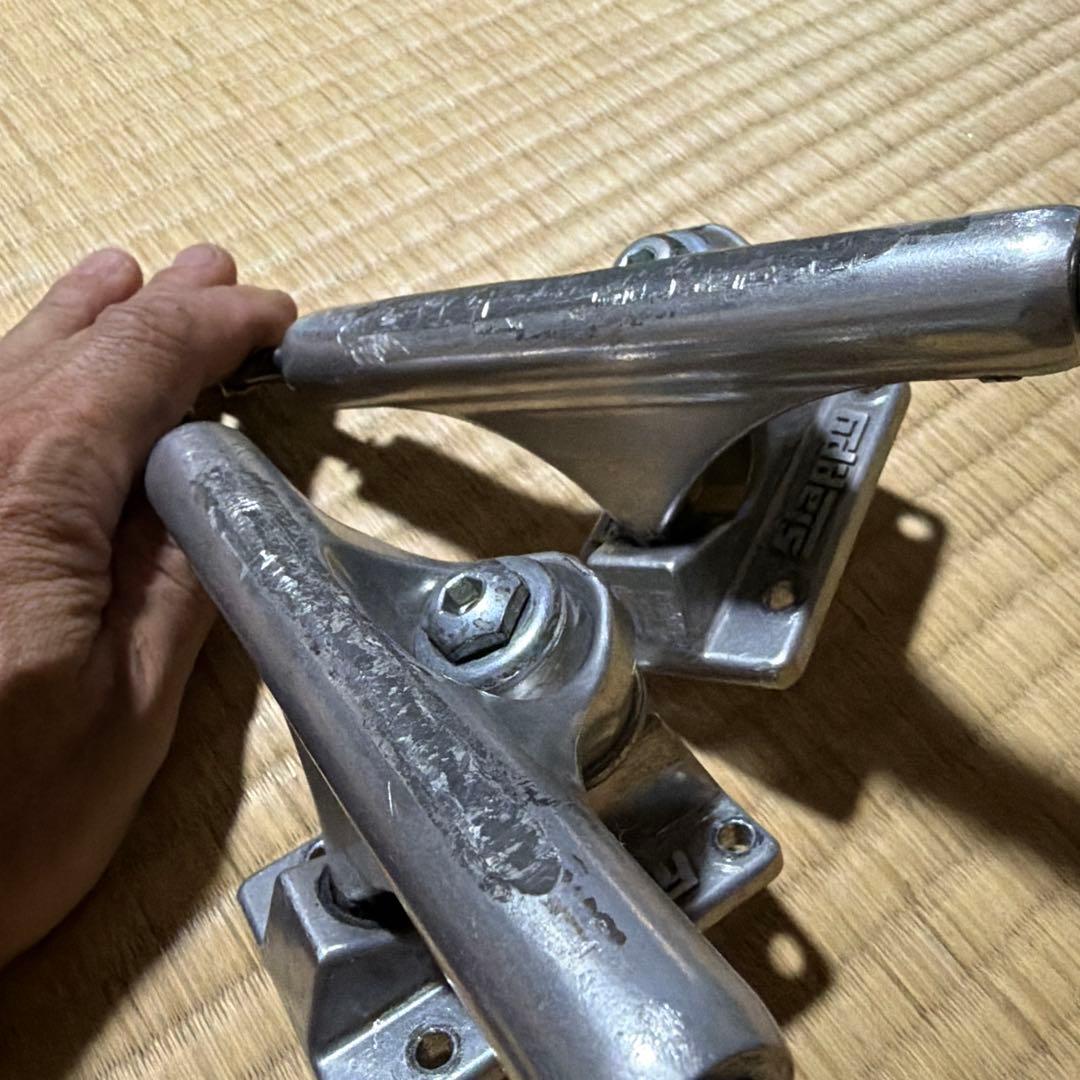 Slappy Trucks スラッピートラック8.25