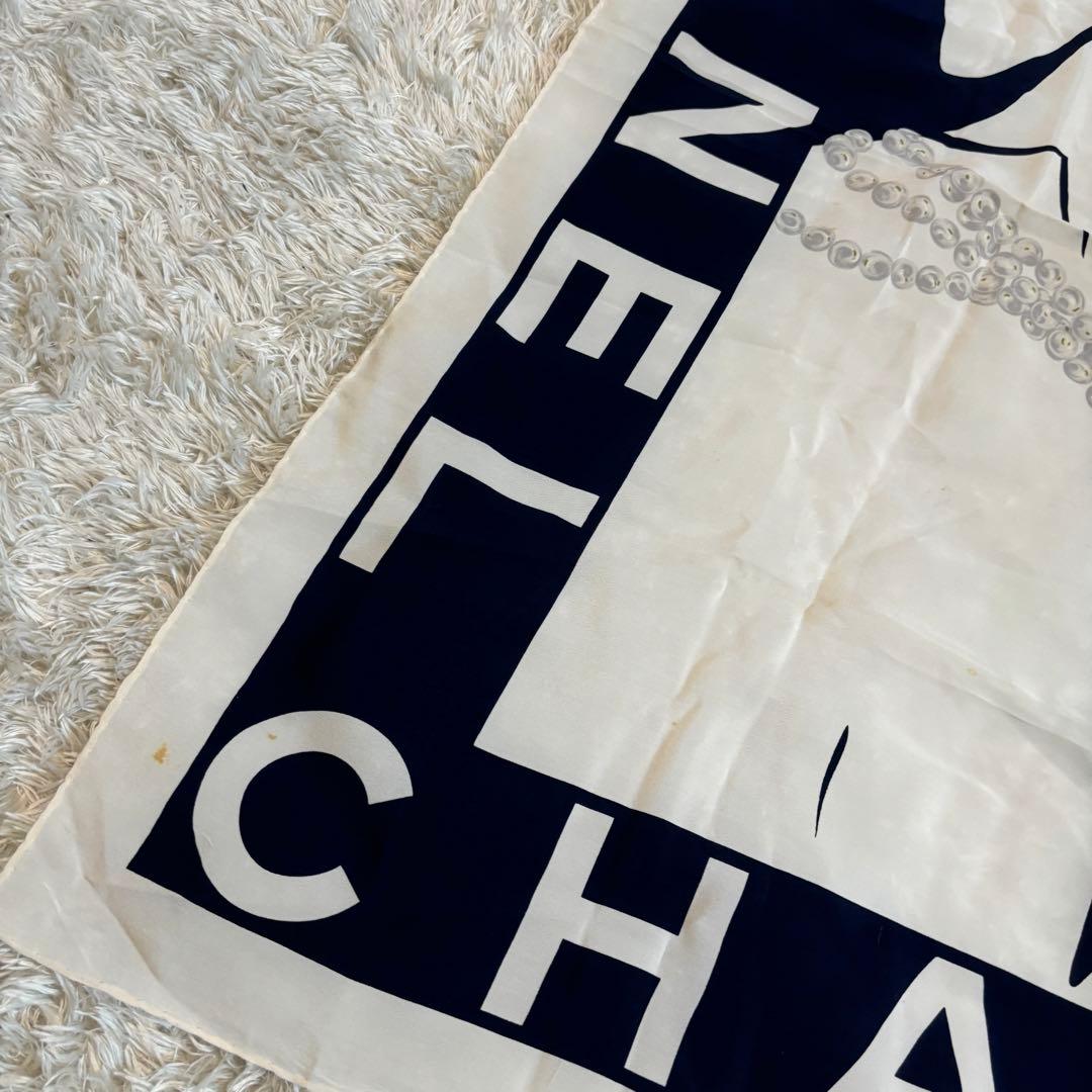 美品✨CHANEL シャネル　マドモアゼル　スカーフ　カレ90 ブラック