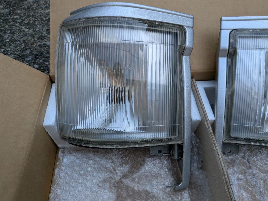 純正 100系 ハイエース バン コーナーランプ(中古)