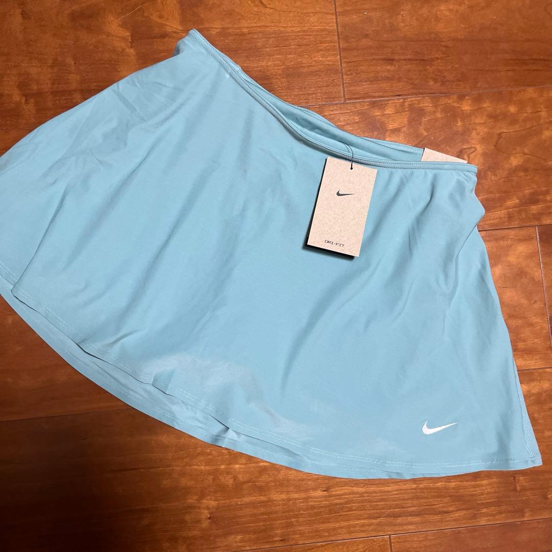 Nike スコート　ドライフィット　新品　M グリーン　2025