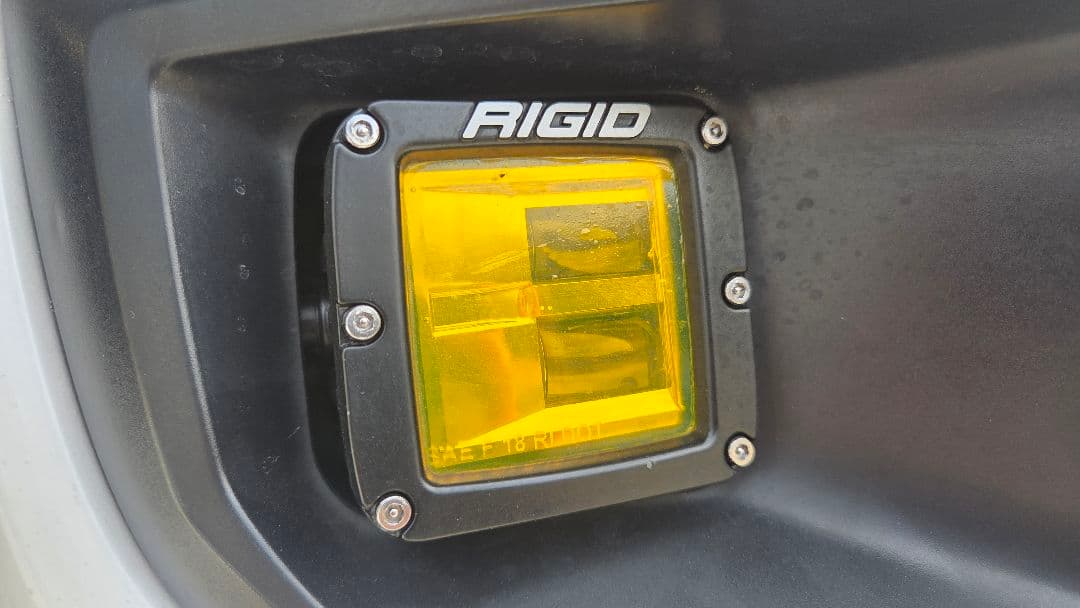 セコイア　TRDPRO専用　RIGID フォグライト　ベゼルセット　純正品