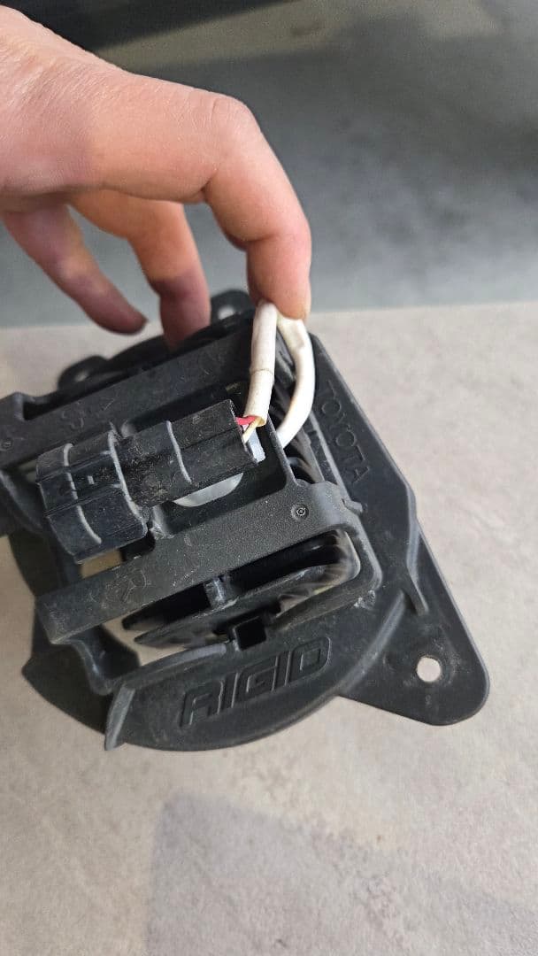 セコイア　TRDPRO専用　RIGID フォグライト　ベゼルセット　純正品