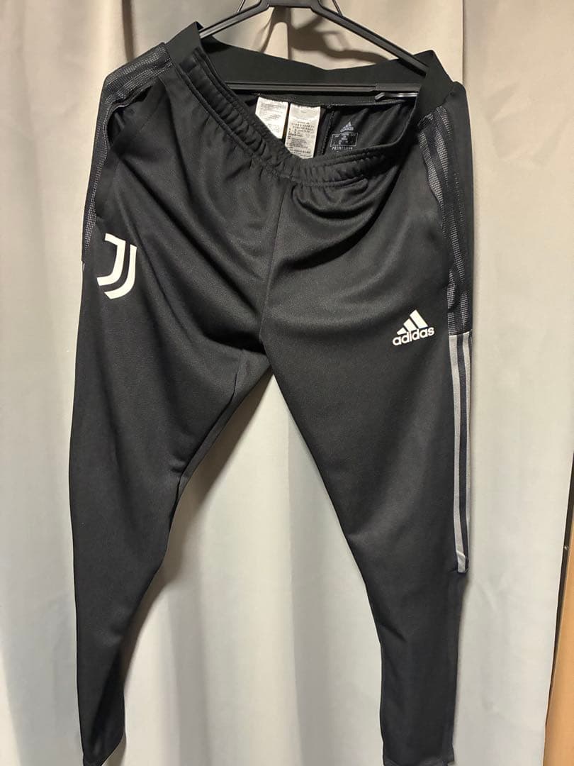 【レア品】adidas ユベントス 21/22 ウィンドブレーカー