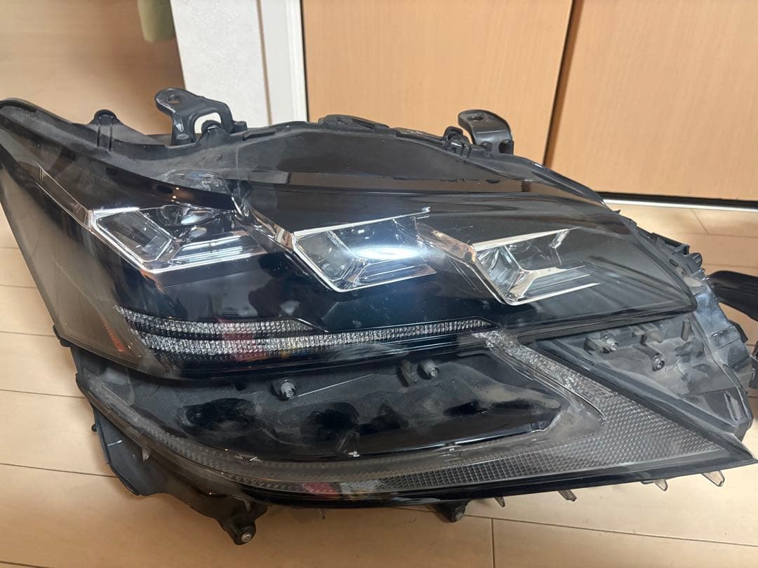LEXUS 10 GSヘッドライト