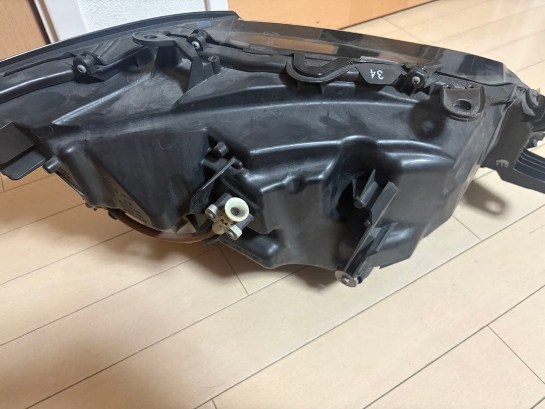 LEXUS 10 GSヘッドライト