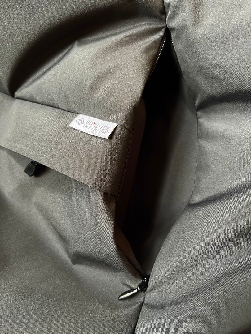 +phenix GORE-TEX INFINIUM ダウンベスト