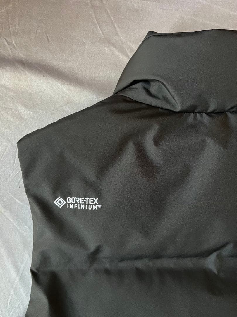 +phenix GORE-TEX INFINIUM ダウンベスト