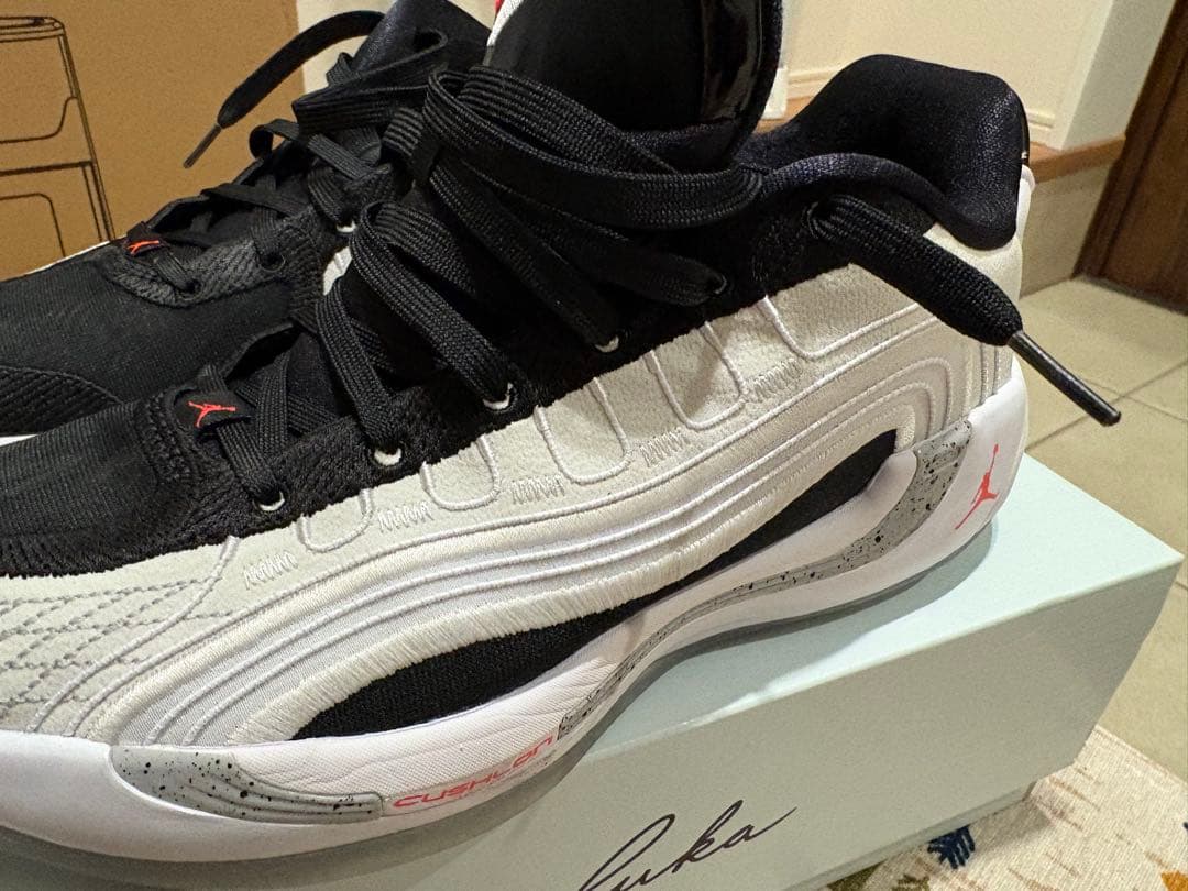 Jordan Luka 4 PF 28.5cm￼