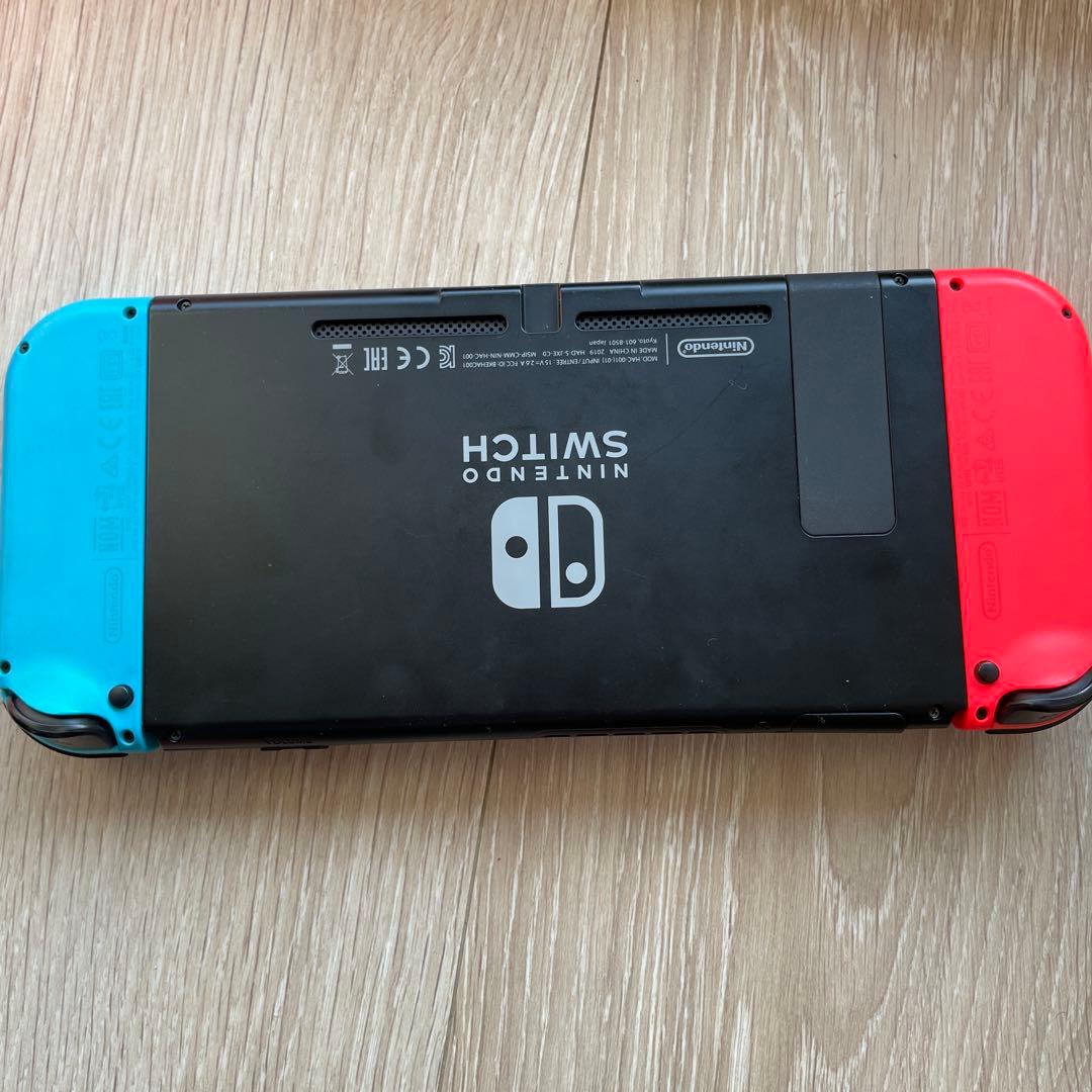 Nintendo Switch 本体 ＋Joy-Con充電グリップのおまけ付き