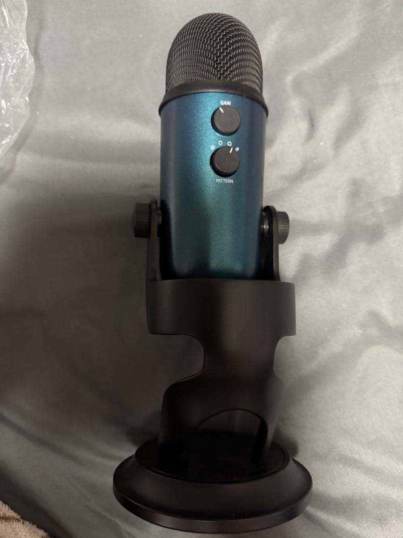 Blue Yeti USBコンデンサーマイク
