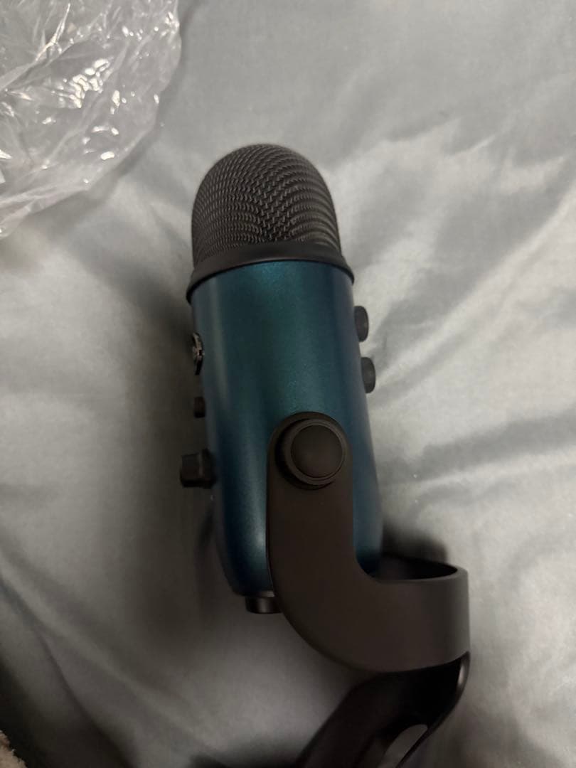 Blue Yeti USBコンデンサーマイク