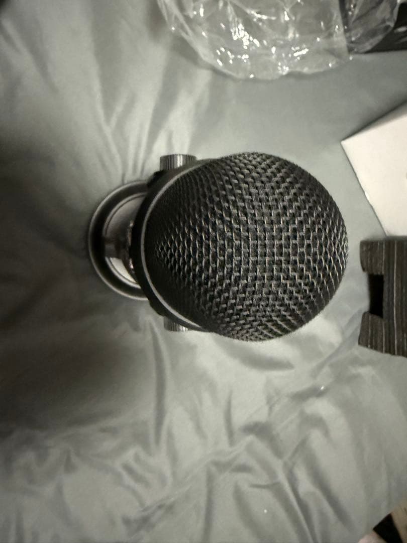 Blue Yeti USBコンデンサーマイク