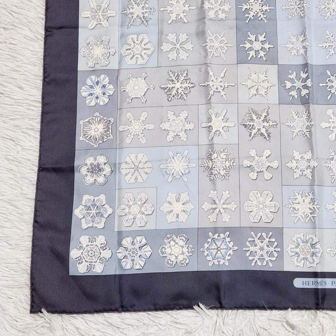 エルメス カレ90《冬の火》大判スカーフ 雪の結晶 シルク100% グレー 美品