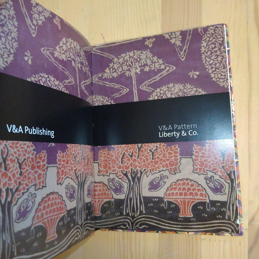 『V&A Pattern: Liberty & Co.』