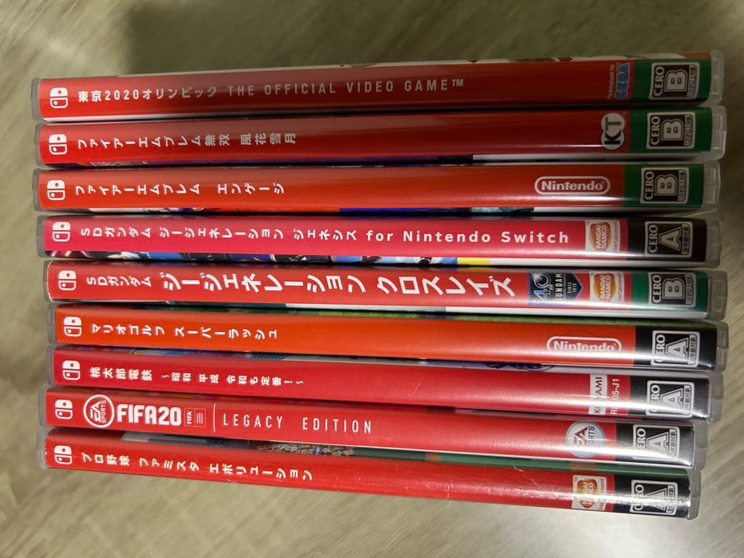 中古品　Switch キャリングケース　ソフト多数