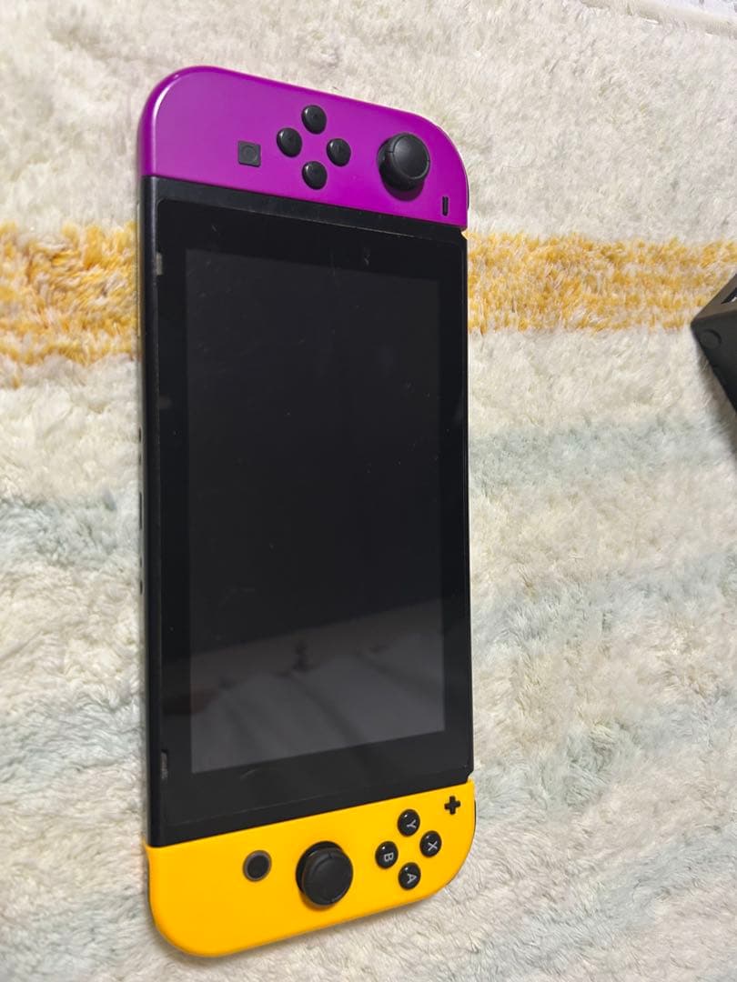 中古品　Switch キャリングケース　ソフト多数