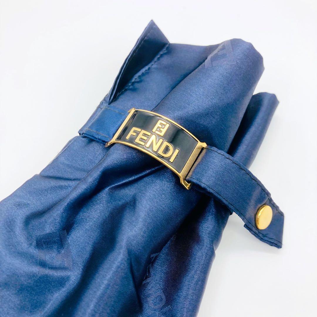 ✨高級感✨ FENDI フェンディ 折り畳み傘 ズッカ柄 ネイビー 雨具
