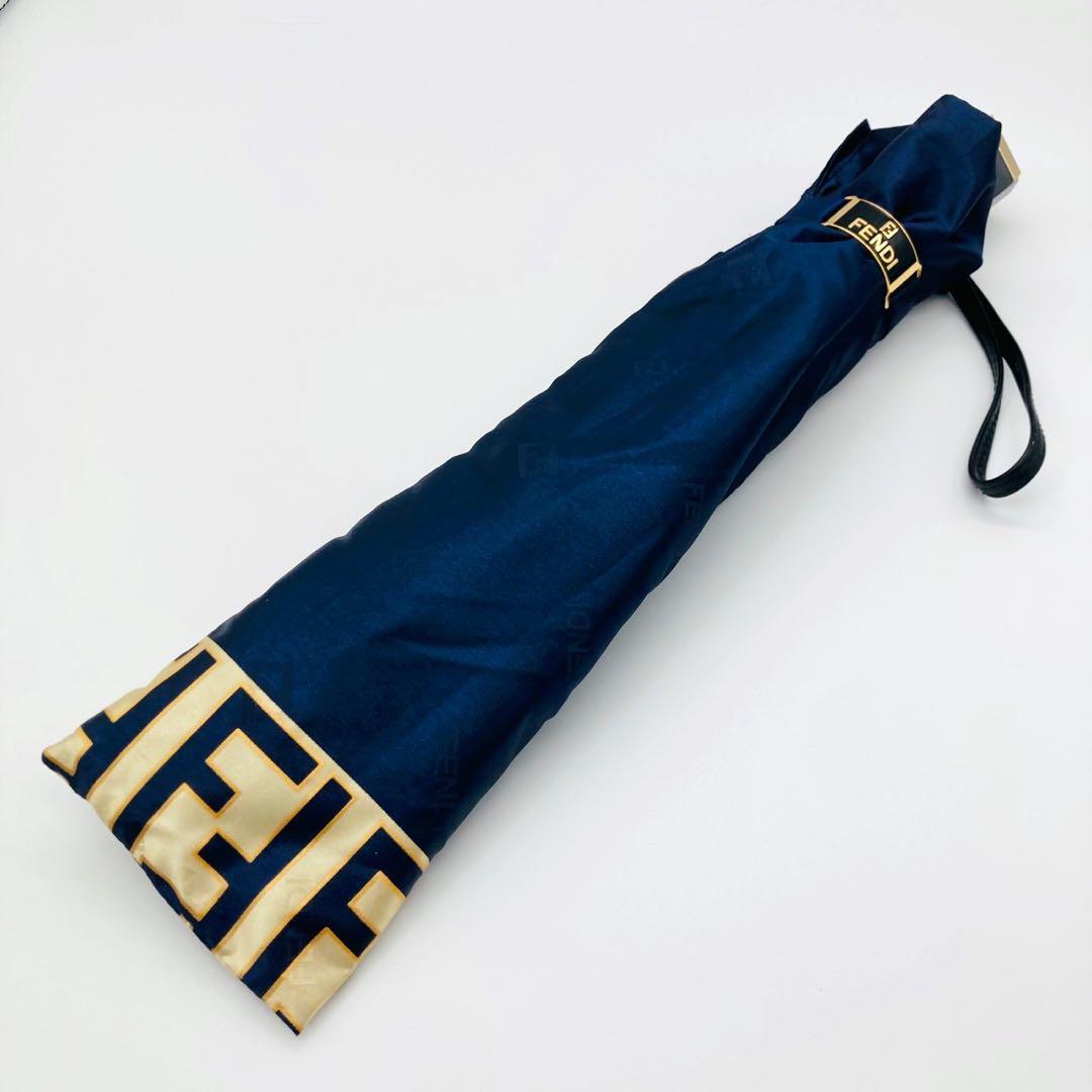 ✨高級感✨ FENDI フェンディ 折り畳み傘 ズッカ柄 ネイビー 雨具