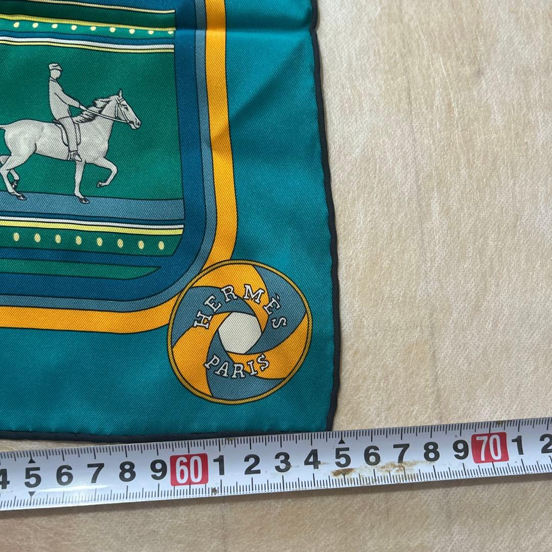 （美品）エルメス　グリーン系　馬と騎手のスカーフ 約65✖️65cm