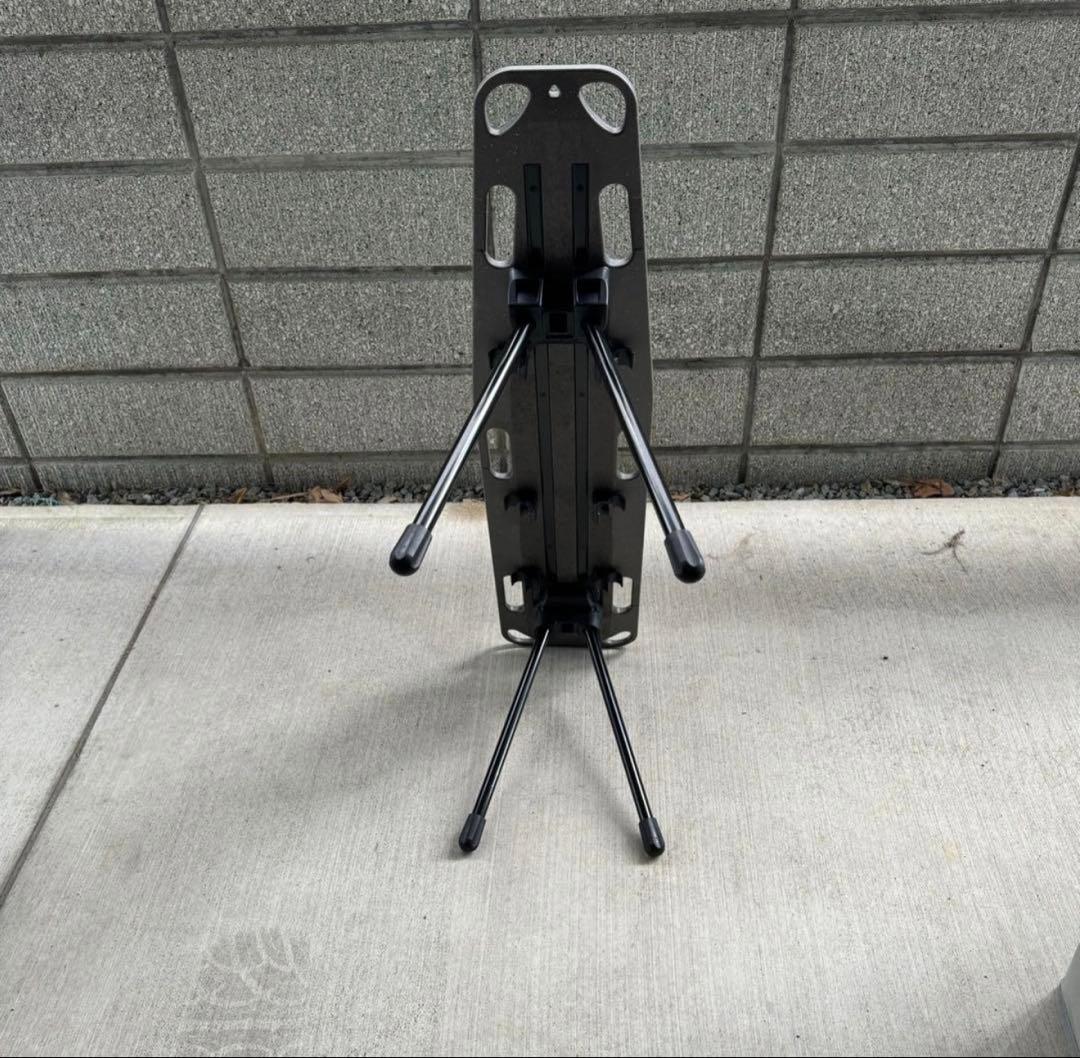 LOCKFIELD EQUIPMENT テーブル
